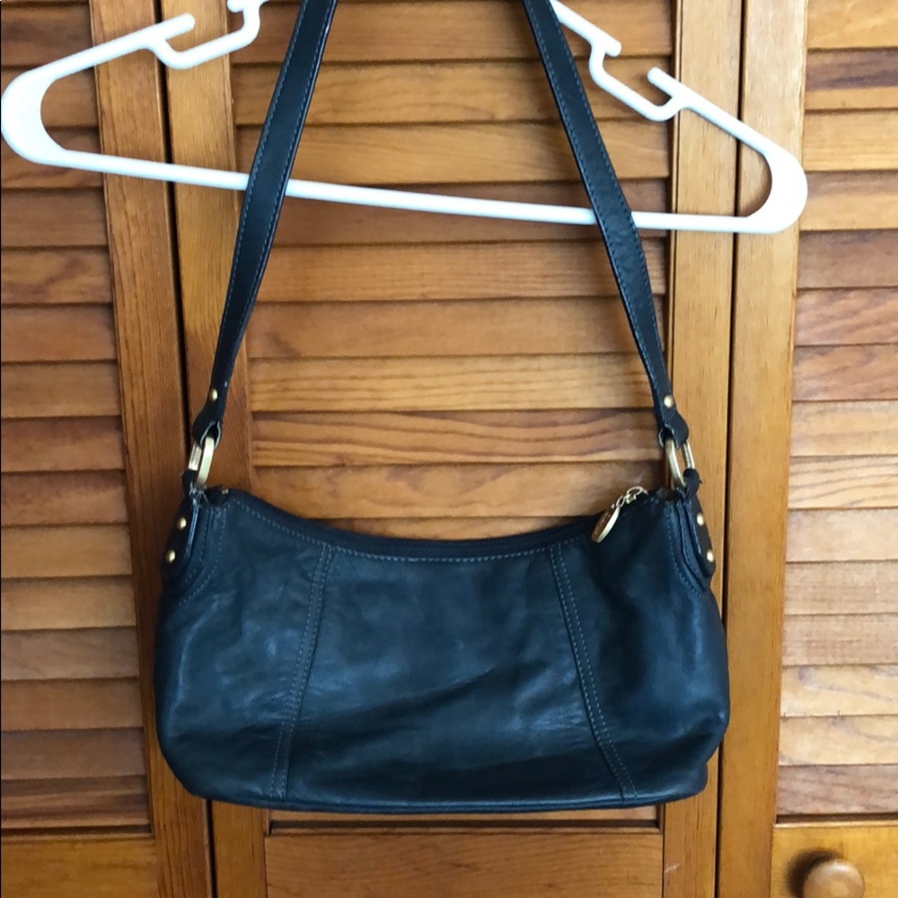 Clark’s purse